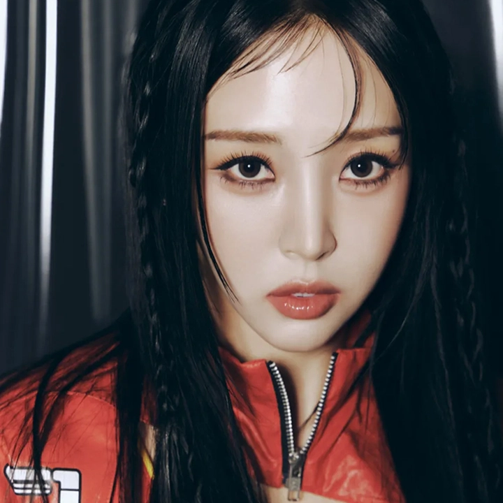 MOON BYUL