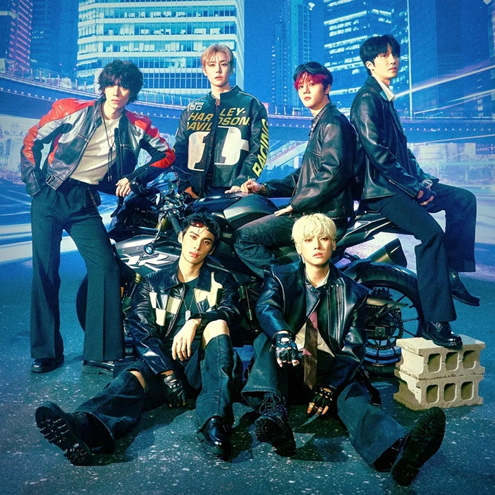 SF9