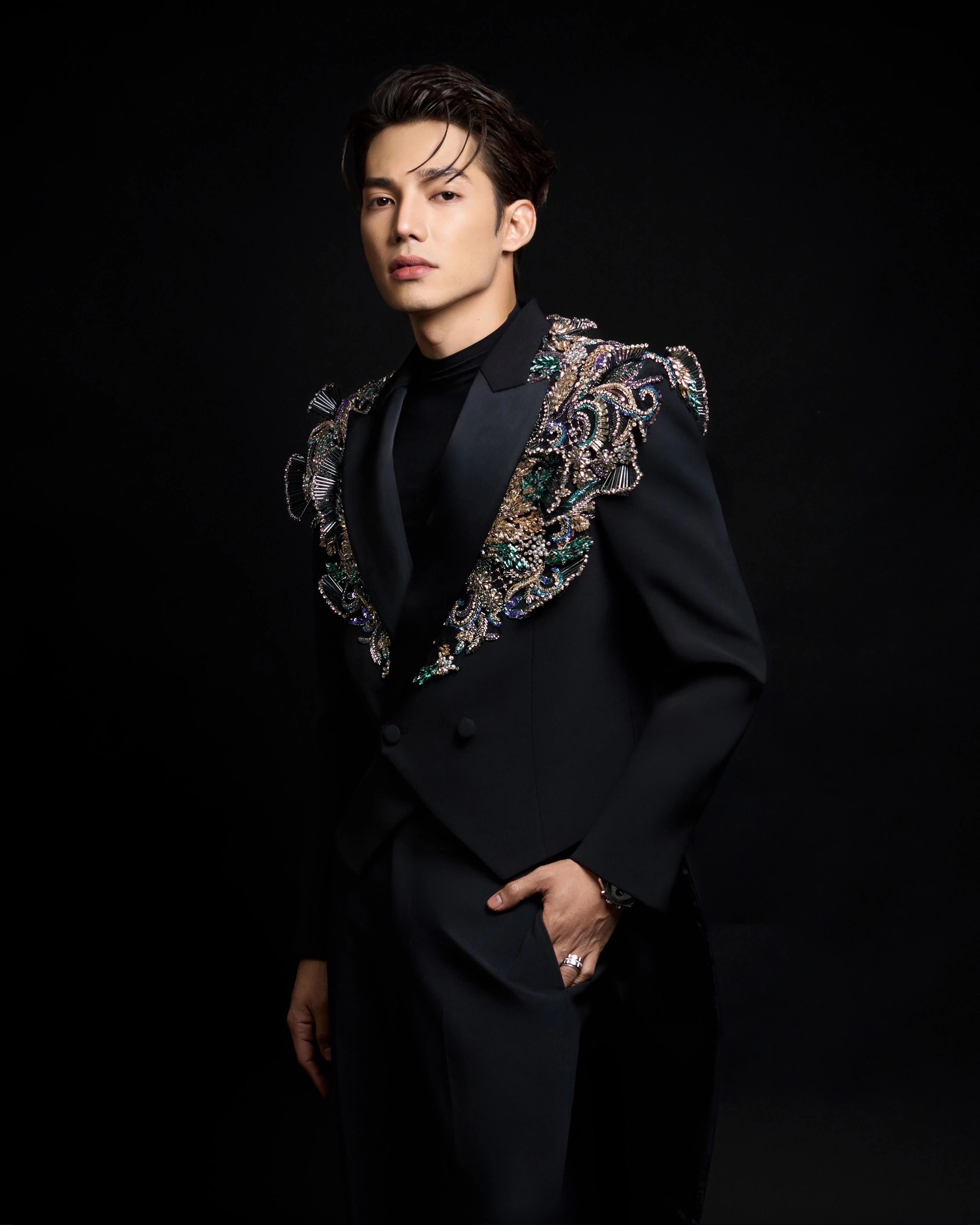 HAEL HUSAINI